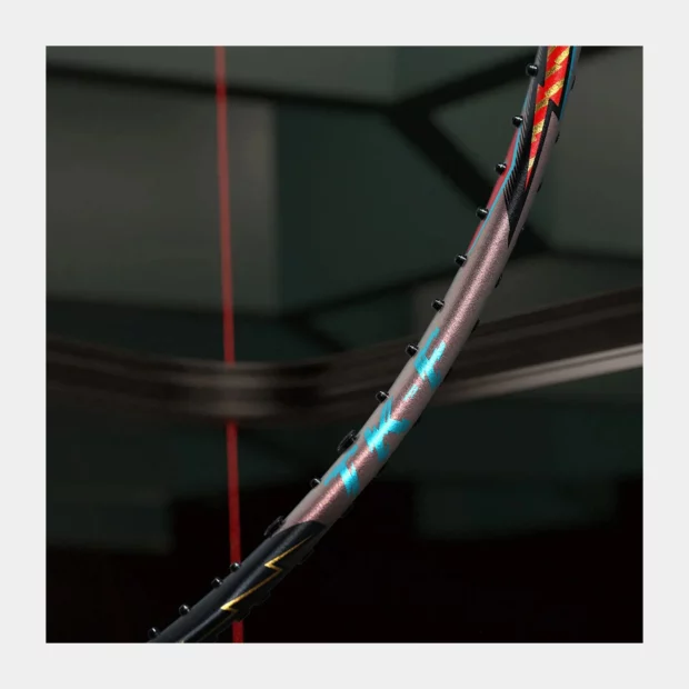 Victor-Thruster-F-Ultra-Enhanced-Edition-Badminton-Racket-2-620x620.jpg